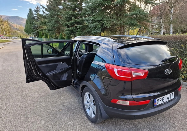 Kia Sportage cena 45000 przebieg: 187000, rok produkcji 2011 z Oświęcim małe 781